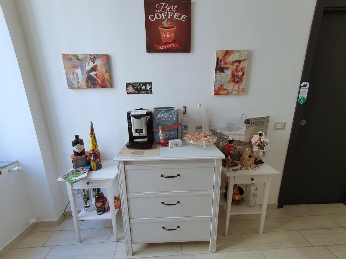 Domus Armenio Bed & Breakfast Naples Exterior photo