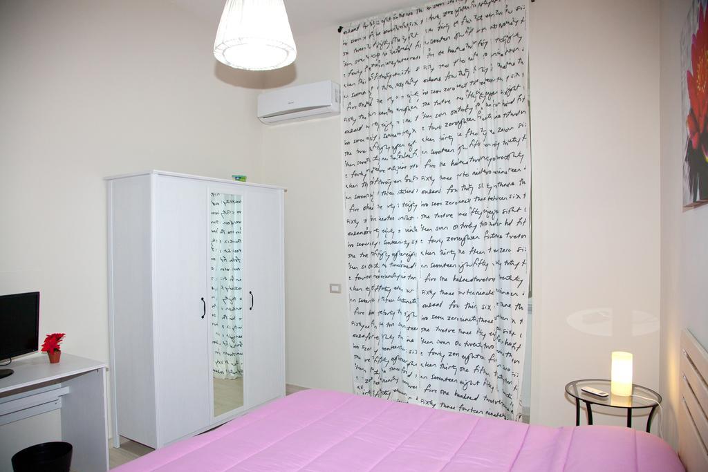 Domus Armenio Bed & Breakfast Naples Room photo
